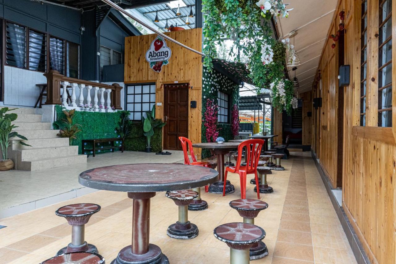 Aiza Homestay Opposite Abang Strawberry Taman Sedia Tanah Rata Extérieur photo